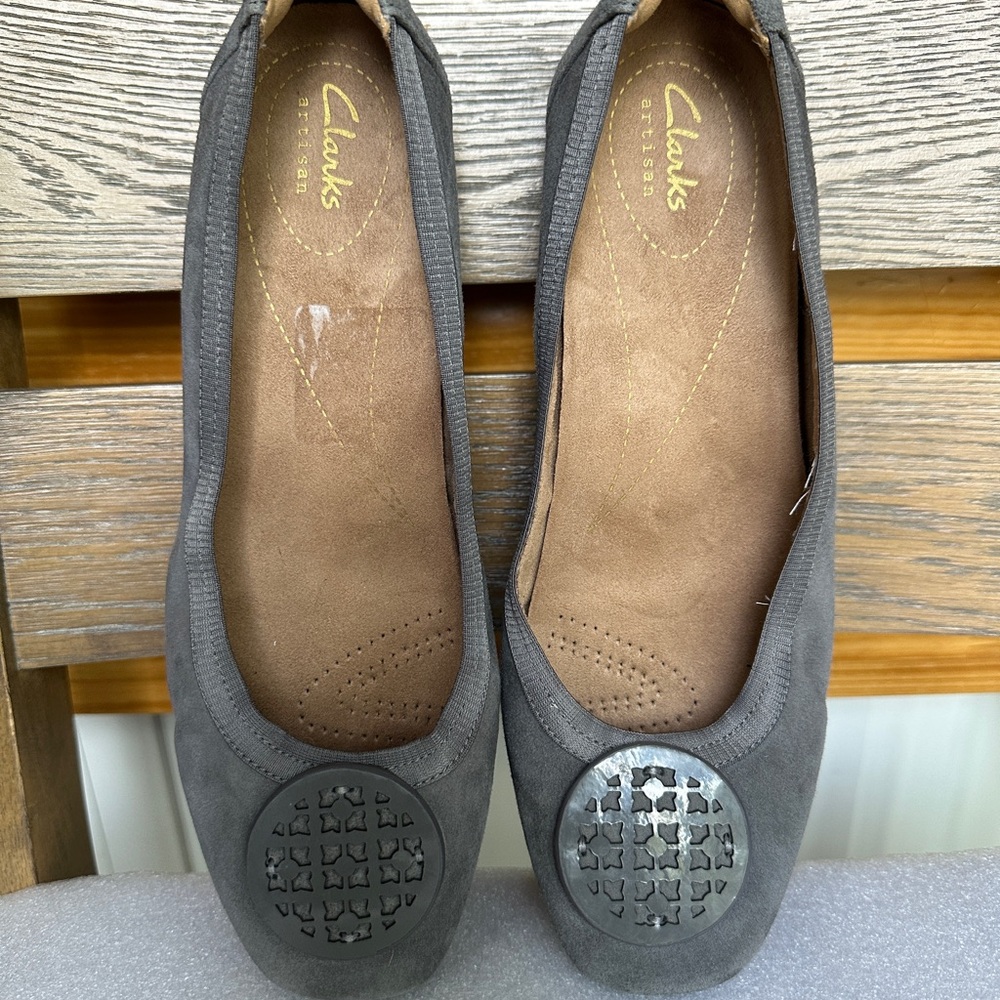Clarks Women's Candra Blush Grey flats size 8.5 - Picture 2 of 11